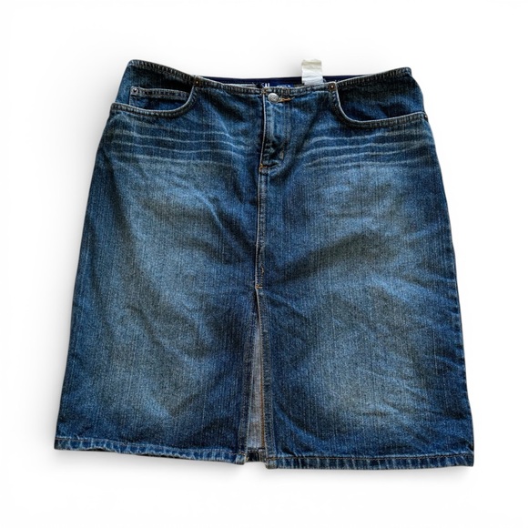 SO Dresses & Skirts - Classic Blue Denim Skirt